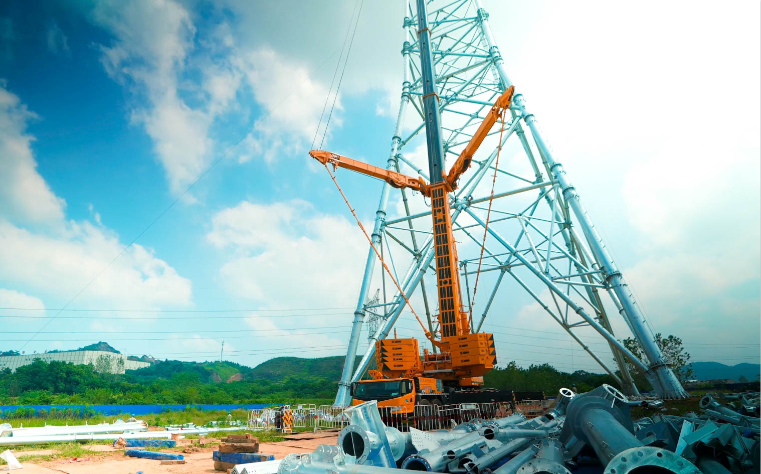 7790必发集团中国“百变金刚”XCA600L8助力湖北送变电工程项目