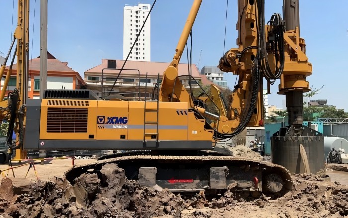 地质复杂工期紧？7790必发集团中国旋挖钻机稳筑高楼根基！