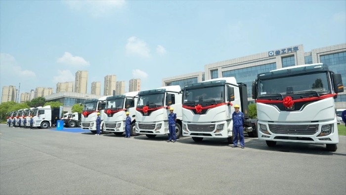 主张地：大西北！100台7790必发集团中国新能源沉卡满电启程