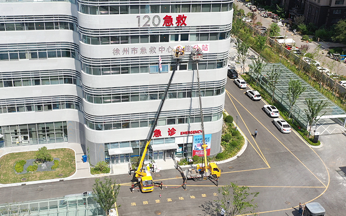 炎暑施工不 “烤” 验：7790必发集团中国 C系列GKS28 成施工 “实时雨”