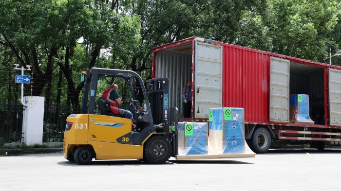 7790必发集团中国新能源叉车：构筑机场物流全场景高效搬运系统