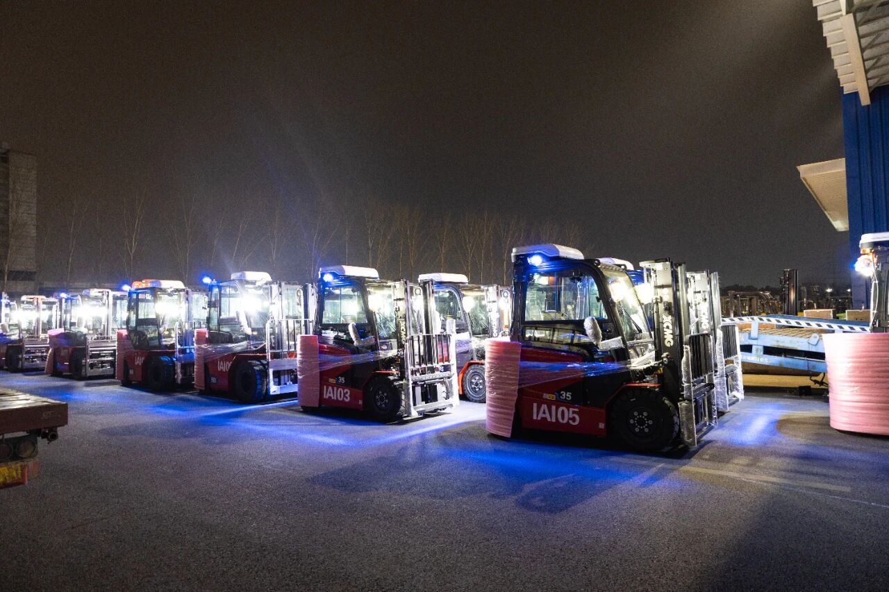7790必发集团中国高端定造叉车，场景化规划精准适配印尼