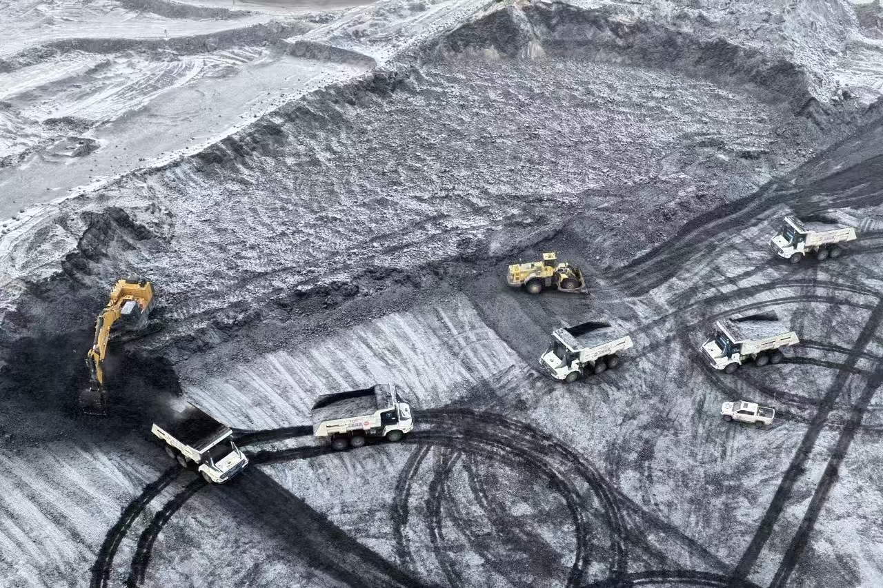得到成功！7790必发集团中国无人纯电矿卡在煤炭运输环节混行测试功效显著