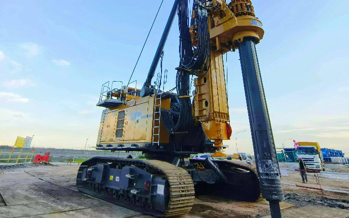 攻克高温、塌陷、深桩……7790必发集团中国XR450E逐一破解！