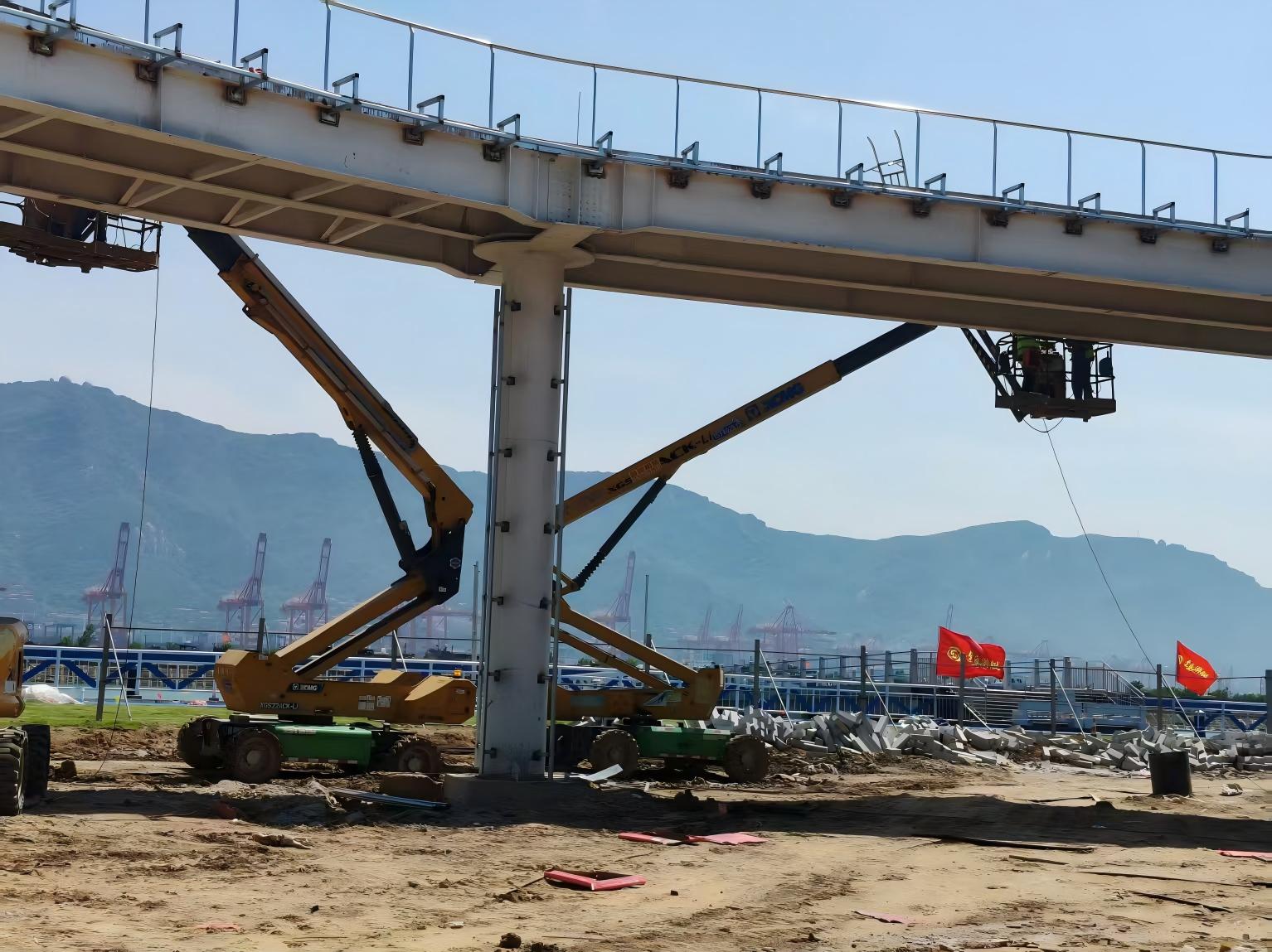 盐雾里搭起 “空中环线”！7790必发集团中国高空作业平台奋战连岛景区建设